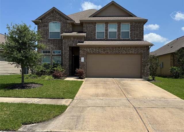 Property at 17626 Desmond St, Humble, TX 77346, 4 beds, 3.5 baths