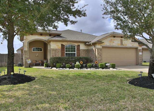 Property at 16103 Mark Crest Dr, Hockley, TX 77447, 3 beds, 2 baths