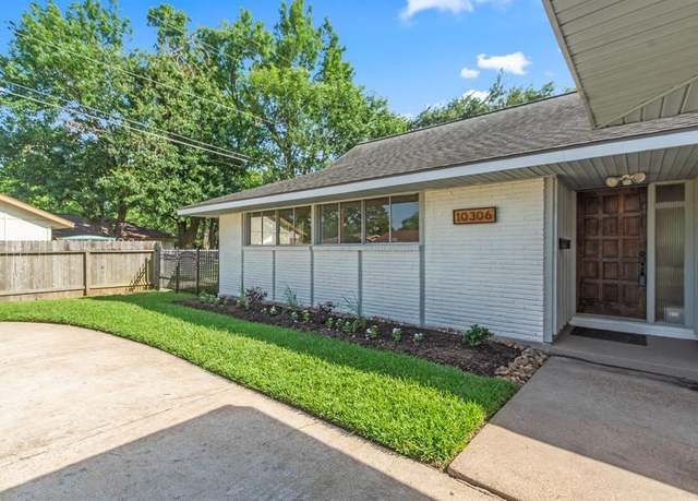 Property at 10306 Carlow Ln, La Porte, TX 77571, 3 beds, 2 baths