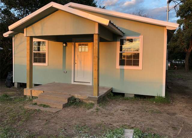 Property at 606 & 515 N Danville St, Willis, TX 77378, 3 beds, 2 baths