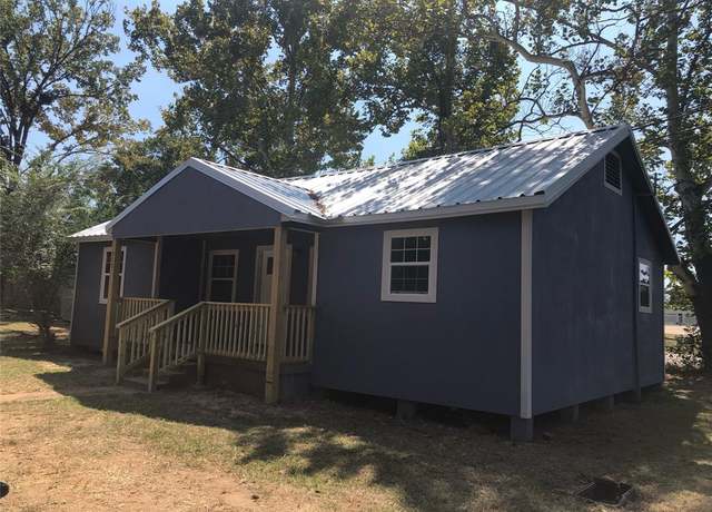 Property at 606 & 515 N Danville St, Willis, TX 77378, 3 beds, 2 baths