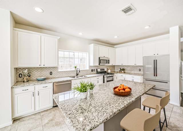 Property at 1827 Mill Crossing Ln, Katy, TX 77450, 5 beds, 2.5 baths