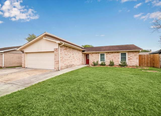 Property at 4010 Bluebonnet Trl, Deer Park, TX 77536, 3 beds, 2 baths