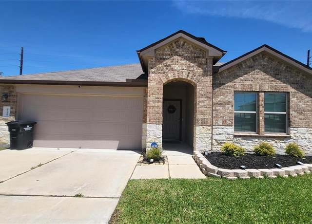 Property at 6319 Fairfield Brook Ln, Rosenberg, TX 77469, 4 beds, 2 baths
