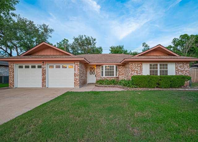 Property at 4210 Mona Lee Ln, Houston, TX 77080, 3 beds, 2 baths
