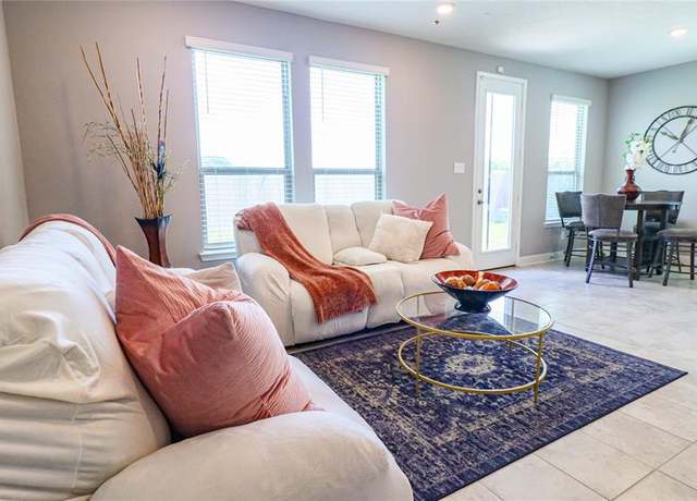 Property at 6005 Diamond Sky Ln, Houston, TX 77048, 2 beds, 2.5 baths