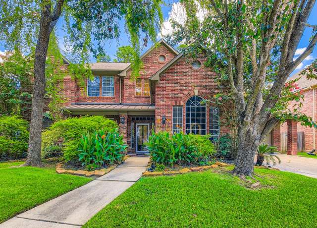 Property at 11522 Lakewood Pl, Houston, TX 77070, 5 beds, 4.5 baths