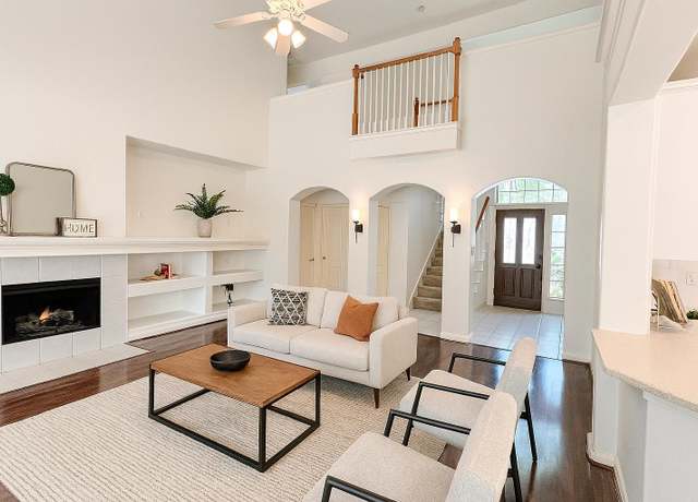 Property at 902 Arbor Pne, Tomball, TX 77375, 3 beds, 2.5 baths