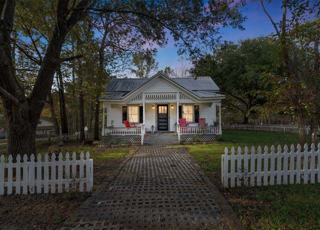 Property at 91 Willow St, Point Blank, TX 77364, 3 beds, 2 baths