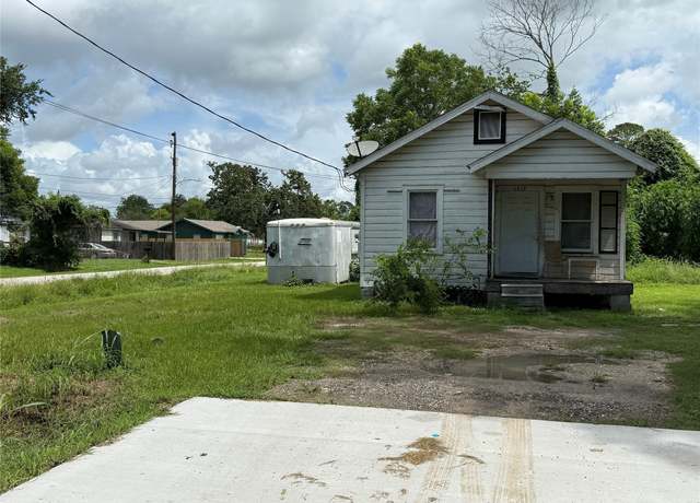 Property at 1310 De Soto St, Houston, TX 77091, 2 beds, 1 bath