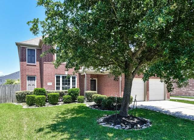 Property at 12606 Riverhill Ct, Houston, TX 77014, 5 beds, 3.5 baths