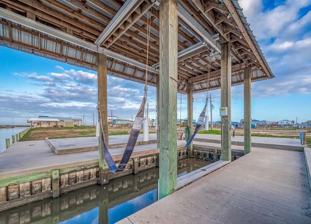 Property at 1107 Gator Pt, Crystal Beach, TX 77650