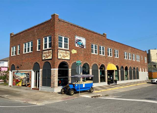Property at 2127 Broadway St, Galveston, TX 77550
