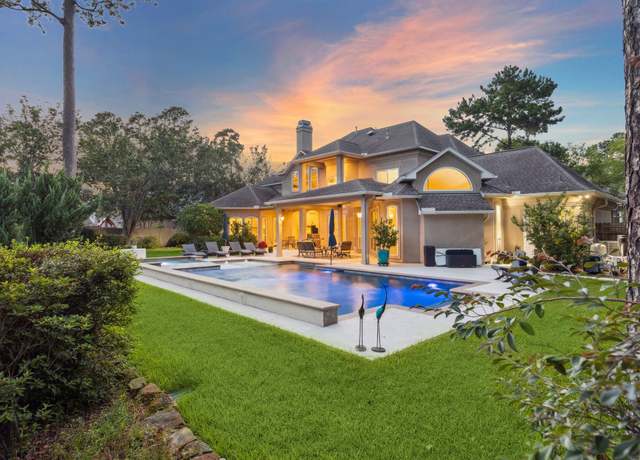 Property at 22 Greenway View Trl, Kingwood, TX 77339, 4 beds, 4.5 baths