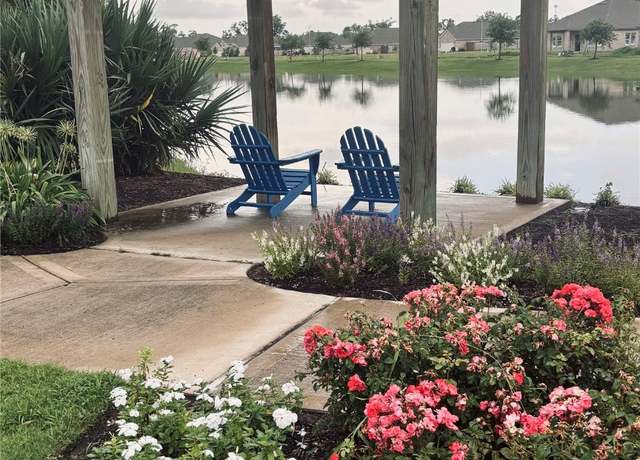 Property at 214 Water Grass Trl, Clute, TX 77531, 3 beds, 2 baths