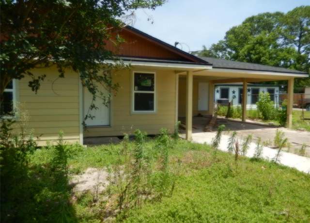 Property at 8218 Bertwood St, Houston, TX 77016, 3 beds, 2 baths