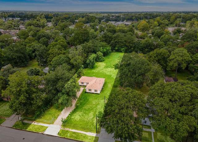 Property at 5627 Knox St, Houston, TX 77091