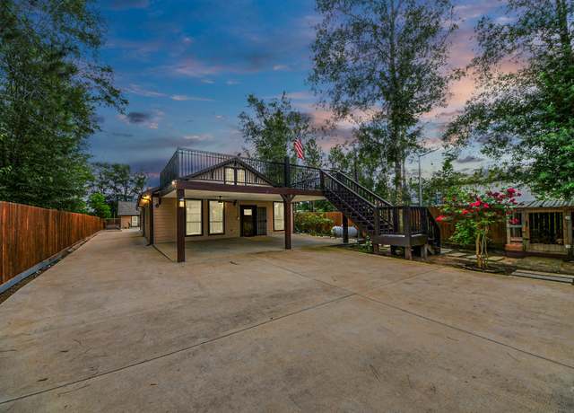 Property at 824 Road 5203, Cleveland, TX 77327, 3 beds, 3.5 baths