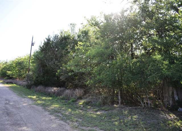 Property at 511 Deer Run Trl, Somerville, TX 77879