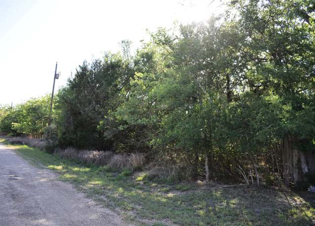 Property at 511 Deer Run Trl, Somerville, TX 77879