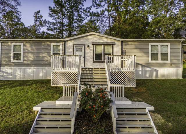 Property at 280 Holly St, Goodrich, TX 77335, 3 beds, 2 baths