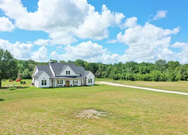 Property at 9255 Private Rd 1115, Leona, TX 75850, 4 beds, 3.5 baths