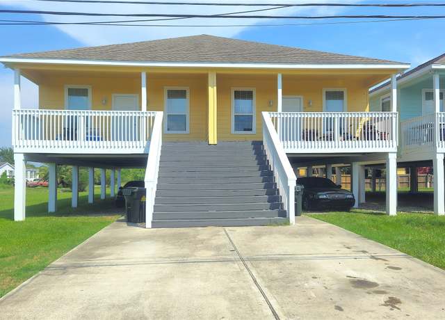 Property at 521 12th St, San Leon, TX 77539, 6 beds, 4 baths