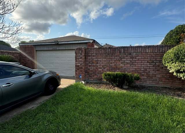Property at 13026 Lima Dr, Houston, TX 77099, 4 beds, 2 baths