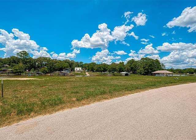 Property at 68 Cypress Bend Bnd, Huntsville, TX 77340