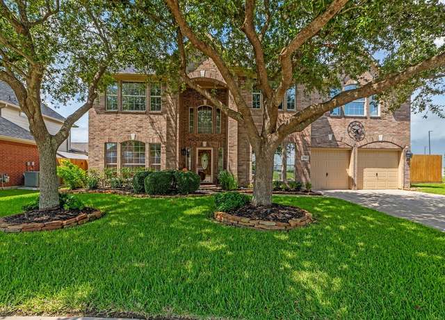 Property at 2710 Taos Trl, Deer Park, TX 77536, 5 beds, 3.5 baths