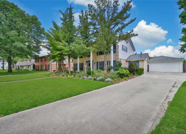 Property at 4822 Droddy St, Houston, TX 77091, 4 beds, 2.5 baths