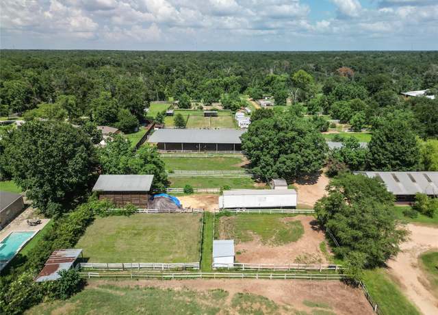 Property at 13211 Kidd Rd, Conroe, TX 77302, 3 beds, 2 baths