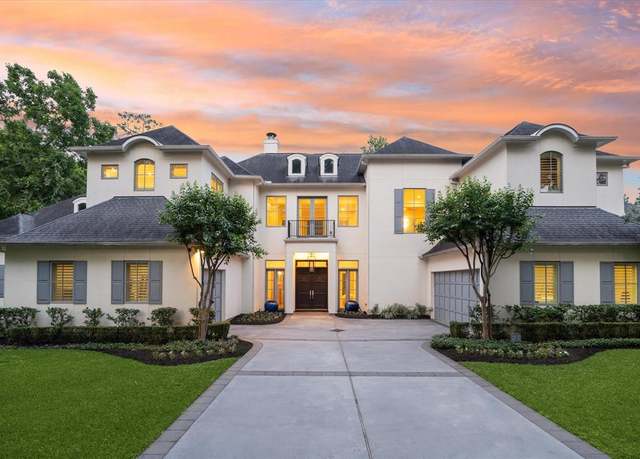 Property at 22 E Shady Ln Unit E, Houston, TX 77063, 5 beds, 4.5 baths