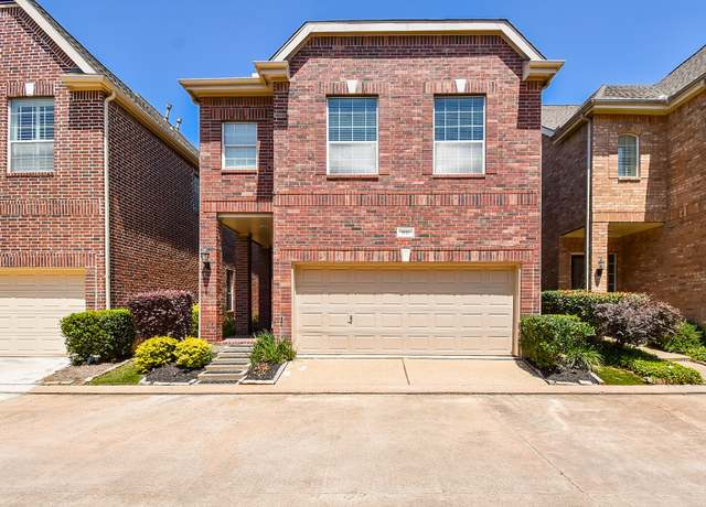 Property at 3110 Heritage Creek Oaks, Houston, TX 77008, 3 beds, 2.5 baths