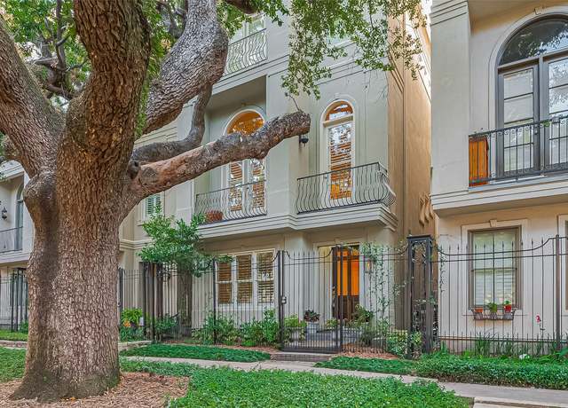 Property at 2616 Helena St, Houston, TX 77006, 3 beds, 3.5 baths