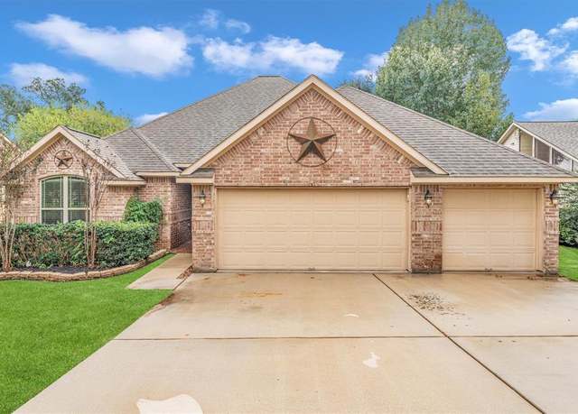 Property at 9766 Twin Shores Dr, Willis, TX 77318, 4 beds, 3 baths