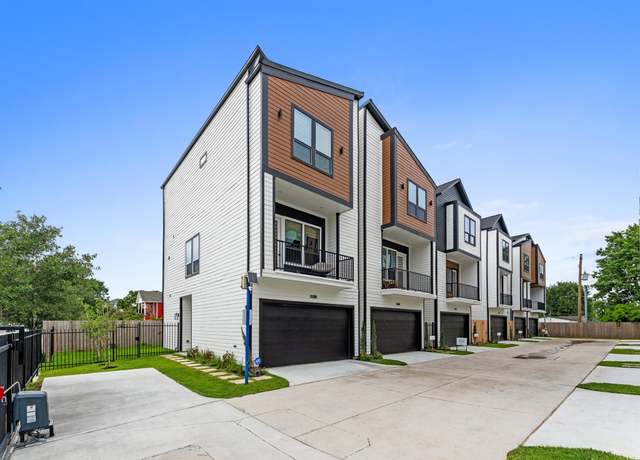 Property at 4013 Griggs Rd Unit J, Houston, TX 77021, 3 beds, 3.5 baths