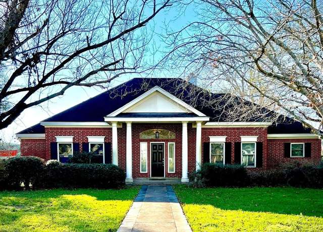 Property at 3714 Blackberry Cir, Missouri City, TX 77459, 4 beds, 3.5 baths