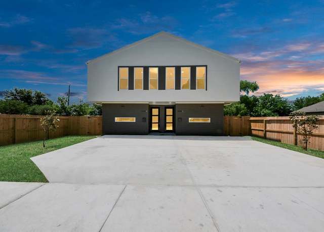Property at 4358 Clover St, Houston, TX 77051, 2 baths