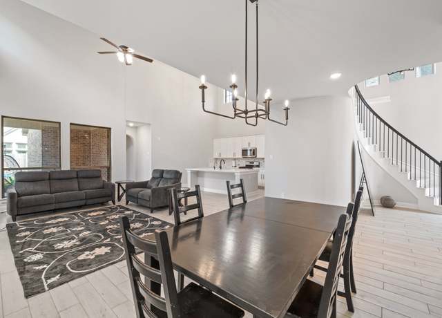 Property at 7010 Grassland Vista Ln, Katy, TX 77493, 4 beds, 2.5 baths