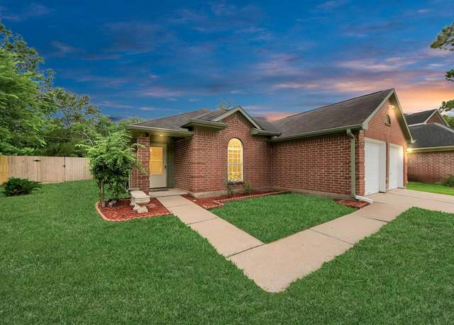 Property at 1806 Manor Cir, Rosenberg, TX 77471, 3 beds, 2 baths