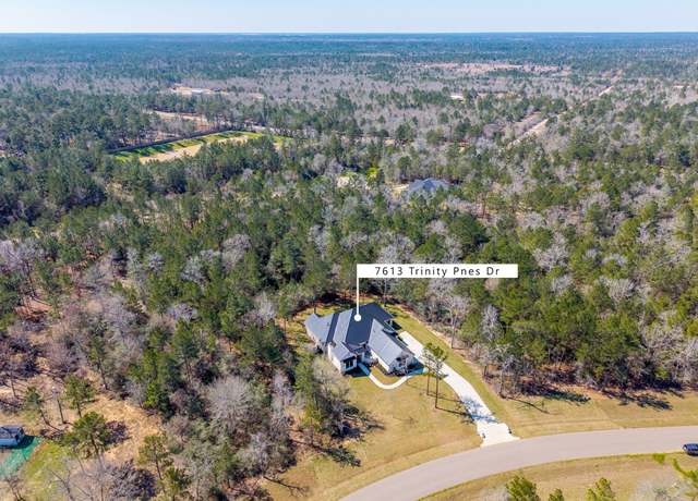 Property at 7613 Trinity Pines Dr, Montgomery, TX 77316, 4 beds, 3.5 baths
