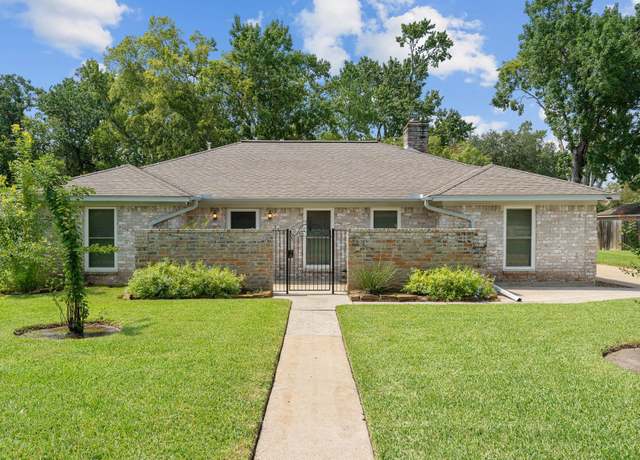 Property at 11635 Chuckson Dr, Houston, TX 77065, 3 beds, 2 baths