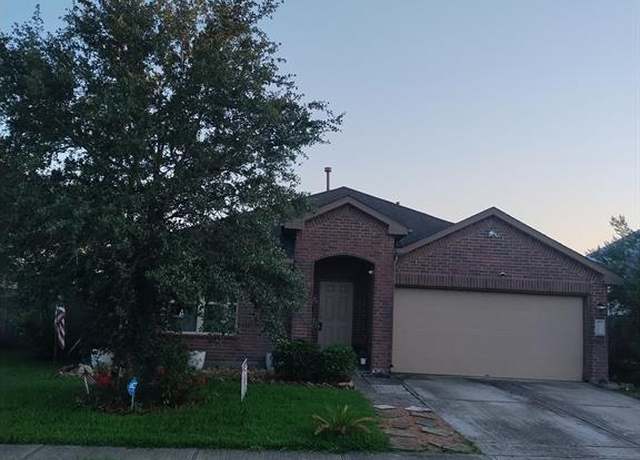 Property at 75 Rodeo Dr, Manvel, TX 77578, 4 beds, 2 baths