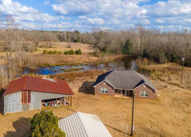 Property at 587 County Road 831, Nacogdoches, TX 75964, 3 beds, 2 baths