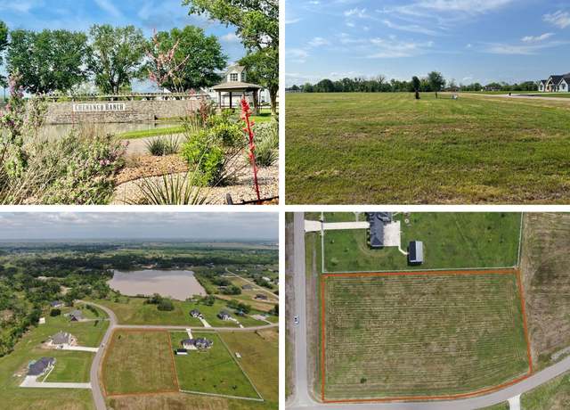 Property at 443 Lakeview Dr, Angleton, TX 77515