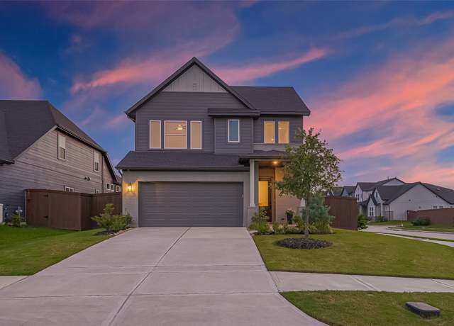 Property at 16819 Chapel Knox Dr, Humble, TX 77346, 3 beds, 2.5 baths