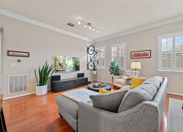 Property at 2400 Mccue Rd #206, Houston, TX 77056, 2 beds, 2 baths
