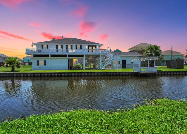 Property at 2583 Breaker Dr, Crystal Beach, TX 77650, 3 beds, 3 baths