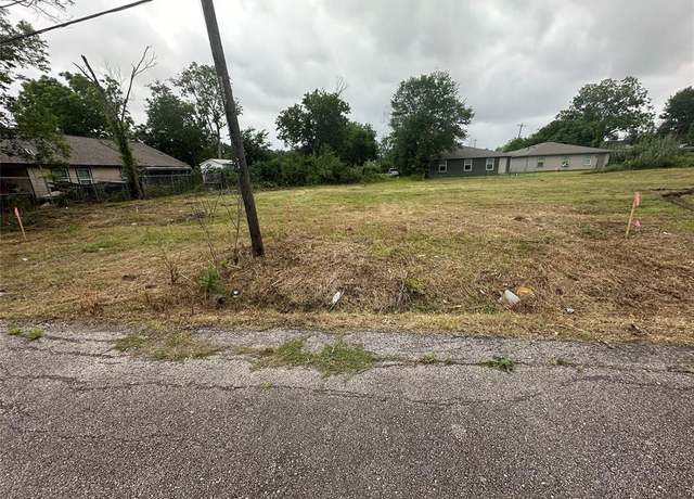 Property at 310 Bolden St, Houston, TX 77029